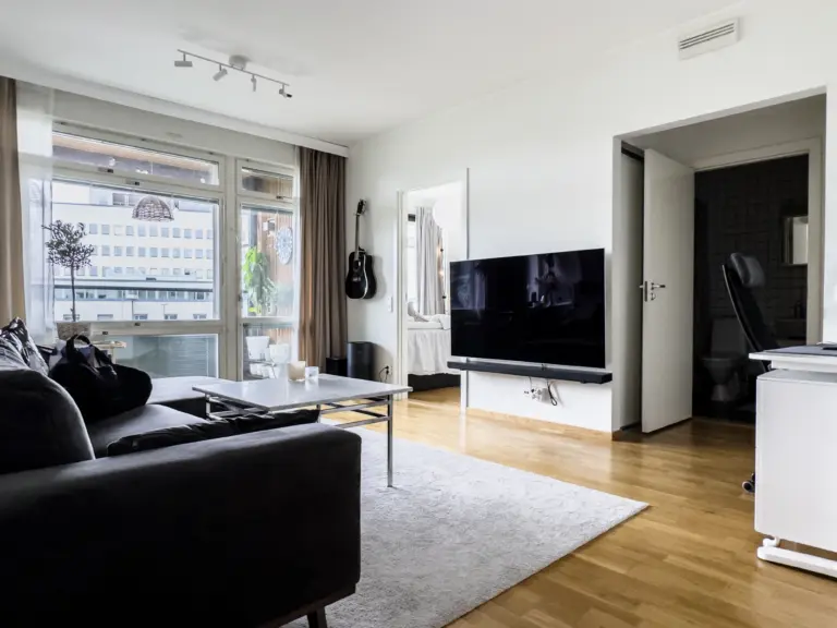Bostad att byta med 2 rum på Ringvägen i Stockholm, bild 2 av 11